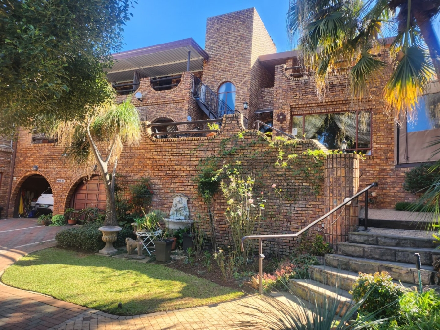 9 Bedroom Property for Sale in Schoemansville North West